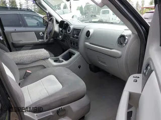 2005 Ford Expedition Special Service z VIN 1FMFU165X5LA80500, wystawiony jako IAAI lot #42564997 z przebiegiem 172 786 mil mil oraz . Historia ofert i sprzedaży dostępna na DreamBid. Obrazek 5.