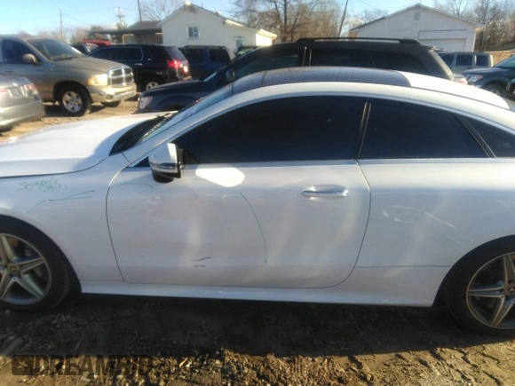 2018 Mercedes-Benz E-Class E 400 with VIN WDD1J6FB2JF050335, listed as a IAAI auction lot 41732691 with 76,660 mi miles. Bid and sale history available at carsss.com. Image 14.