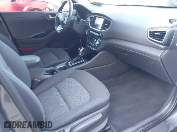 2019 Hyundai Ioniq Blue with VIN KMHC65LC6KU179800, listed as a IAAI auction lot 42196370 with 160,154 mi miles and . Bid and sale history available at DreamBid. Image 5.