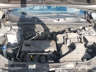 2012 Kia Sorento LX with VIN 5XYKT3A19CG283778, listed as a IAAI auction lot 42259689 with 211,493 mi miles and . Bid and sale history available at DreamBid. Image 10.