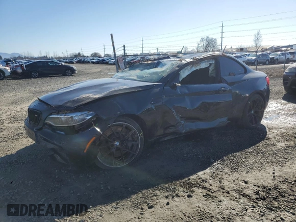 2018 BMW M2 z VIN WBS1J5C53J7B70153, wystawiony jako Copart lot #47081155 z przebiegiem Nie podano mil oraz Szkoda całkowita • Salvage title. Historia ofert i sprzedaży dostępna na DreamBid. Obrazek 1.