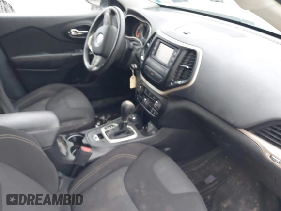 2017 Jeep Cherokee Latitude with VIN 1C4PJMCB9HW546157, listed as a IAAI auction lot 41040489 with 97,230 mi miles. Bid and sale history available at carsss.com. Image 5.