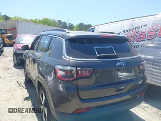 2018 Jeep Compass Latitude with VIN 3C4NJCBB3JT194188, listed as a IAAI auction lot 41996510 with 68,855 mi miles and . Bid and sale history available at DreamBid. Image 3.
