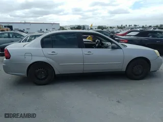 2007 Chevrolet Malibu LS w/2FL with VIN 1G1ZS58N27F238138, listed as a IAAI auction lot 36700571 with 206,984 mi miles. Bid and sale history available at carsss.com. Image 4.