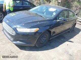 2014 Ford Fusion S with VIN 3FA6P0G75ER260528, listed as a IAAI auction lot 41847747 with 159,354 mi miles. Bid and sale history available at carsss.com. Image 2.