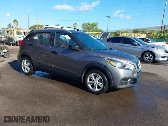 2019 Nissan Kicks S z VIN 3N1CP5CU9KL505032, wystawiony jako IAAI lot #41831490 z przebiegiem 35 155 mil mil oraz . Historia ofert i sprzedaży dostępna na DreamBid. Obrazek 1.