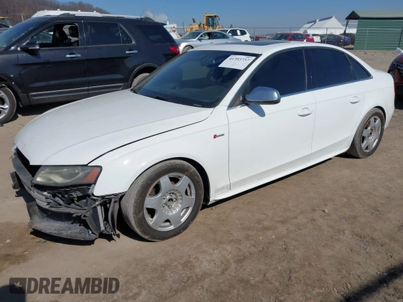 2012 Audi S4 Premium Plus z VIN WAUDGAFL2CA100391, wystawiony jako IAAI lot #41393737 z przebiegiem 133 125 mil mil oraz . Historia ofert i sprzedaży dostępna na DreamBid. Obrazek 18.