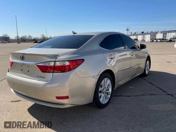 2013 Lexus ES 300h with VIN JTHBW1GGXD2031734, listed as a Copart auction lot 49254805 with 230,928 mi miles and Clean title. Bid and sale history available at DreamBid. Image 4.