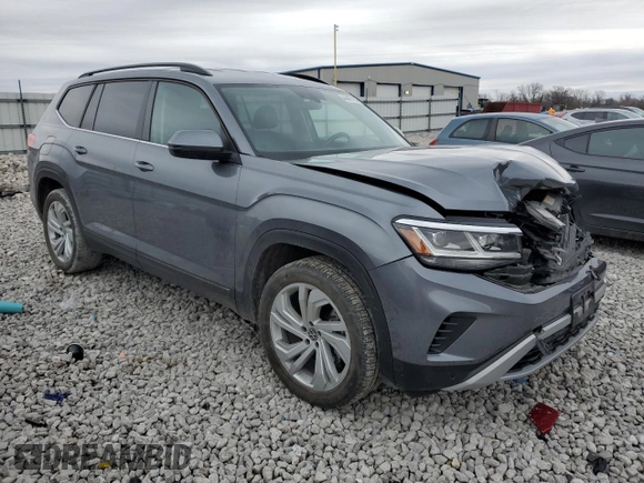 2022 Volkswagen Atlas SE with VIN 1V2WR2CA4NC502532, listed as a Copart auction lot 44407155 with 67,394 mi miles and Salvage title. Bid and sale history available at DreamBid. Image 4.