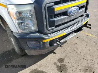2013 Ford F-350 z VIN 1FD7X3B67DEA52601, wystawiony jako IAAI lot #42409012 z przebiegiem 335 745 mil mil oraz . Historia ofert i sprzedaży dostępna na DreamBid. Obrazek 15.