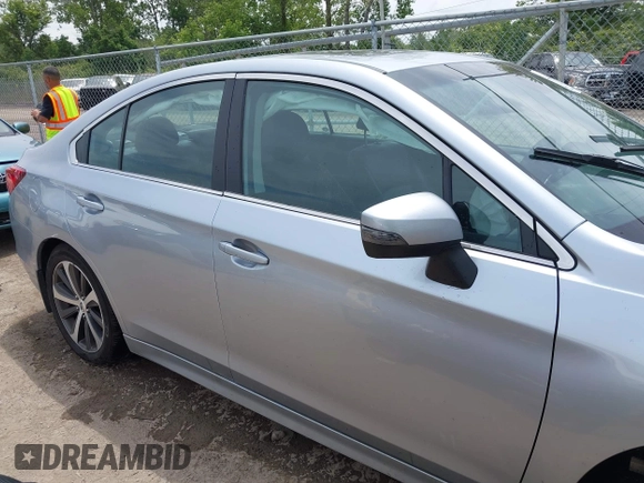 2017 Subaru Legacy Limited z VIN 4S3BNAN6XH3041226, wystawiony jako IAAI lot #42483808 z przebiegiem 47 210 mil mil oraz . Historia ofert i sprzedaży dostępna na DreamBid. Obrazek 13.