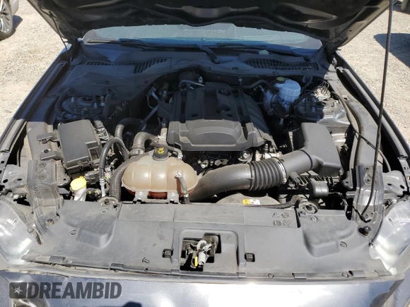 2018 Ford Mustang EcoBoost z VIN 1FA6P8TH3J5129320, wystawiony jako Copart lot #57812415 z przebiegiem 52 841 mil mil oraz Szkoda całkowita • Salvage title. Historia ofert i sprzedaży dostępna na DreamBid. Obrazek 11.