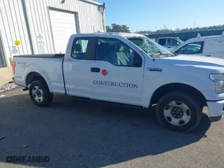 2015 Ford F-150 XLT with VIN 1FTFX1EF0FFA22031, listed as a IAAI auction lot 41645670 with 244,893 mi miles. Bid and sale history available at carsss.com. Image 13.