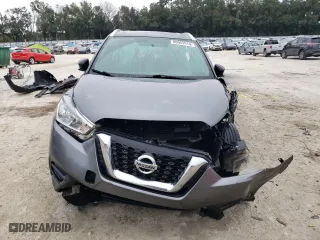 2018 Nissan Kicks SV with VIN 3N1CP5CU7JL508073, listed as a Copart auction lot 86059914 with 83,731 mi miles and Non Repairable. Bid and sale history available at carsss.com. Image 5.