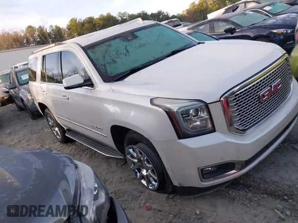 2016 GMC Yukon Denali with VIN 1GKS1CKJ5GR160124, listed as a IAAI auction lot 41580408 with 177,560 mi miles. Bid and sale history available at carsss.com. Image 1.