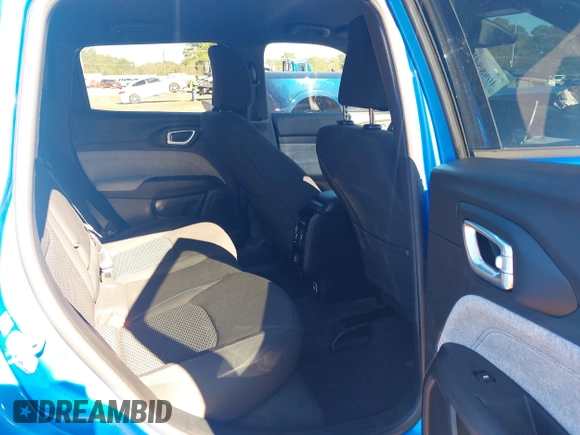 2024 Jeep Compass Sport с VIN 3C4NJDAN7RT139515, выставлен на аукционе IAAI как лот 40888483 с пробегом 7 253 миль миль и . История ставок и продаж доступна на DreamBid. Изображение 8.