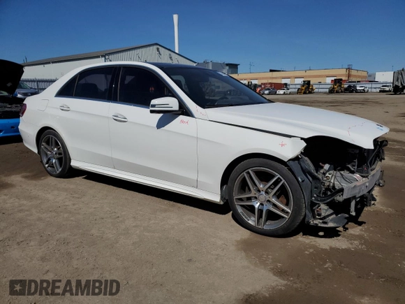 2015 Mercedes-Benz E-Class E 400 with VIN WDDHF6HB8FB122571, listed as a Copart auction lot 52950975 with 143,038 mi miles and Clean Title. Bid and sale history available at carsss.com. Image 4.