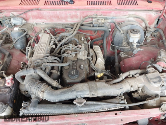 1991 Toyota Pickup with VIN JT4RN81A4M0071920, listed as a IAAI auction lot 42657768 with 257,702 mi miles and . Bid and sale history available at DreamBid. Image 10.