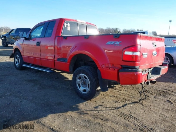 2006 Ford F-150 STX with VIN 1FTRX04WX6KB68730, listed as a IAAI auction lot 41435239 with 191,259 mi miles. Bid and sale history available at carsss.com. Image 3.