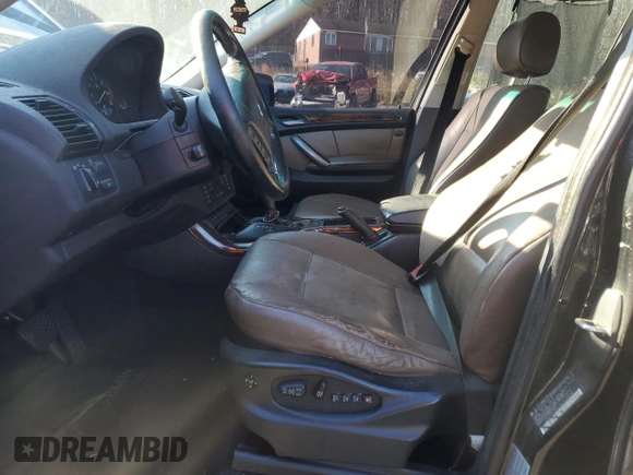 2005 BMW X5 3.0i with VIN 5UXFA13555LY21474, listed as a Copart auction lot 82994644 with 0 mi miles and Salvage Title. Bid and sale history available at carsss.com. Image 7.
