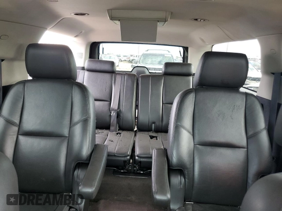 2014 Cadillac Escalade ESV Premium z VIN 1GYS3JEFXER156322, wystawiony jako Copart lot #79808204 z przebiegiem 209 892 mil mil oraz Szkoda całkowita • Salvage title. Historia ofert i sprzedaży dostępna na DreamBid. Obrazek 10.