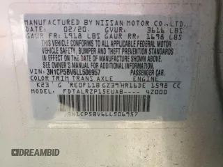 2020 Nissan Kicks S z VIN 3N1CP5BV6LL506957, wystawiony jako Copart lot #56199275 z przebiegiem 32 686 mil mil oraz Szkoda całkowita • Salvage title. Historia ofert i sprzedaży dostępna na DreamBid. Obrazek 14.