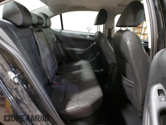 2011 Volkswagen Jetta SE с VIN 3VWBZ7AJ0BM011723, выставлен на аукционе Copart как лот 45170995 с пробегом 130 334 миль миль и Списание • Salvage title. История ставок и продаж доступна на DreamBid. Изображение 10.