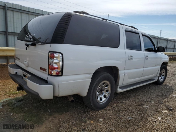 2003 GMC Yukon XL Denali with VIN 1GKFK66U33J155064, listed as a Copart auction lot 49831385 with NaN miles and Salvage Title. Bid and sale history available at carsss.com. Image 3.