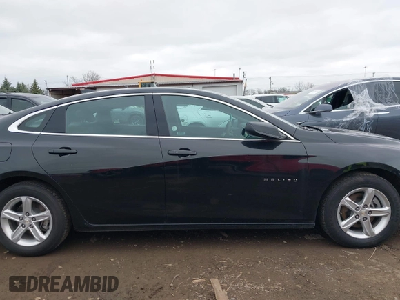 2022 Chevrolet Malibu LT with VIN 1G1ZD5ST6NF184485, listed as a IAAI auction lot 42019828 with 111,882 mi miles and . Bid and sale history available at DreamBid. Image 13.