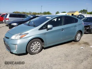 2013 Toyota Prius with VIN JTDKN3DP5D3047032, listed as a Copart auction lot 52375605 with 129,537 mi miles and Salvage Title. Bid and sale history available at DreamBid. Image 1.