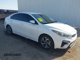 2021 Kia Forte LXS with VIN 3KPF24AD5ME273168, listed as a IAAI auction lot 41781697 with 84,055 mi miles. Bid and sale history available at carsss.com. Image 1.