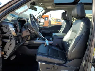 2024 Ford F-350 XL with VIN 1FT8W3BM3REC06545, listed as a Copart auction lot 42999075 with 9,336 mi miles and Salvage Title. Bid and sale history available at DreamBid. Image 7.