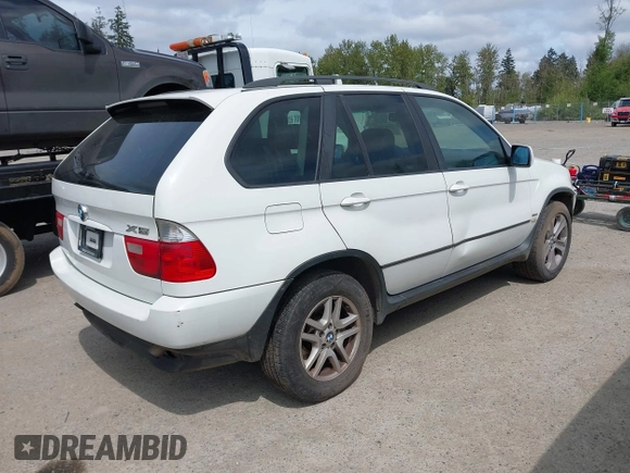 2004 BMW X5 3.0i with VIN 5UXFA13594LU44968, listed as a IAAI auction lot 42151081 with 197,471 mi miles. Bid and sale history available at carsss.com. Image 4.