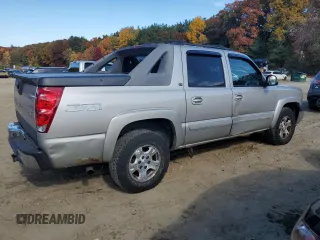 2005 Chevrolet Avalanche Z71 with VIN 3GNEK12Z15G274688, listed as a Copart auction lot 77171254 with 244,430 mi miles and Clean Title. Bid and sale history available at DreamBid. Image 3.