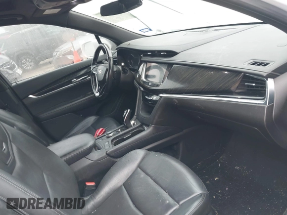 2020 Cadillac XT6 FWD Premium Luxury with VIN 1GYKPCRS2LZ101061, listed as a IAAI auction lot 42113360 with Not provided miles and . Bid and sale history available at DreamBid. Image 5.