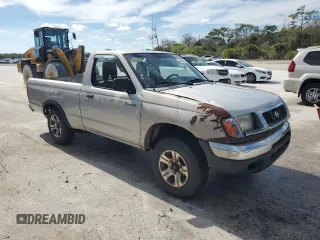 1998 Nissan Frontier XE z VIN 1N6DD21S8WC342950, wystawiony jako Copart lot #42089915 z przebiegiem Nie podano mil oraz Szkoda całkowita • Salvage title. Historia ofert i sprzedaży dostępna na DreamBid. Obrazek 4.