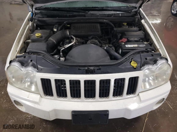 2005 Jeep Grand Cherokee Laredo with VIN 1J4HR48N75C679152, listed as a Copart auction lot 46933765 with 221,299 mi miles and Salvage Title. Bid and sale history available at carsss.com. Image 11.