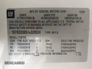 2007 Cadillac Escalade z VIN 1GYEC63897R329524, wystawiony jako IAAI lot #42360946 z przebiegiem 258 041 mil mil oraz . Historia ofert i sprzedaży dostępna na DreamBid. Obrazek 9.