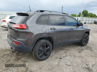 2017 Jeep Cherokee High Altitude z VIN 1C4PJMDSXHW551057, wystawiony jako Copart lot #57811745 z przebiegiem 86 254 mil mil oraz Szkoda całkowita • Salvage title. Historia ofert i sprzedaży dostępna na DreamBid. Obrazek 3.