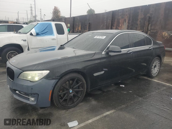 2015 BMW 7 Series 740i with VIN WBAYA6C5XFD826718, listed as a Copart auction lot 86762994 with 181,475 mi miles and Clean title. Bid and sale history available at DreamBid. Image 1.