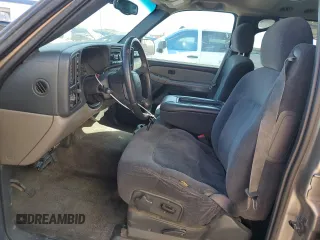 2002 Chevrolet Suburban LS with VIN 3GNFK16Z32G219170, listed as a Copart auction lot 73681914 with 200,759 mi miles and Salvage Title. Bid and sale history available at carsss.com. Image 7.