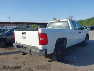 2008 Chevrolet Silverado 1500 Work Truck with VIN 1GCEC19C38Z328052, listed as a IAAI auction lot 42021879 with 321,527 mi miles. Bid and sale history available at carsss.com. Image 4.