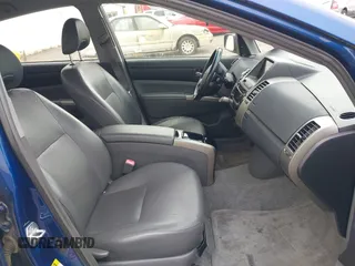 2008 Toyota Prius with VIN JTDKB20UX87776463, listed as a IAAI auction lot 42135235 with 179,768 mi miles. Bid and sale history available at carsss.com. Image 5.