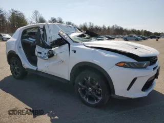 2023 Dodge Hornet GT z VIN ZACNDFAN3P3A04837, wystawiony jako Copart lot #53495275 z przebiegiem Nie podano mil oraz Szkoda całkowita • Salvage title. Historia ofert i sprzedaży dostępna na DreamBid. Obrazek 4.