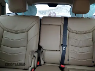 2022 Cadillac XT6 Premium Luxury z VIN 1GYKPFRS0NZ150862, wystawiony jako Copart lot #44926695 z przebiegiem 39 627 mil mil oraz Szkoda całkowita • Salvage title. Historia ofert i sprzedaży dostępna na DreamBid. Obrazek 10.