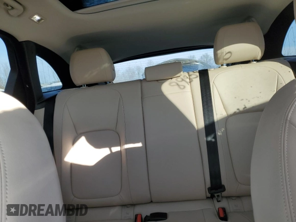 2018 Jaguar F-Pace 30t Premium with VIN SADCJ2GX8JA291369, listed as a Copart auction lot 89354235 with 31,789 mi miles and Salvage title. Bid and sale history available at DreamBid. Image 10.