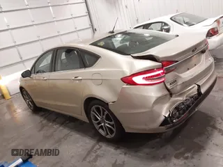 2017 Ford Fusion SE with VIN 3FA6P0HD1HR275097, listed as a IAAI auction lot 41791961 with 136,887 mi miles. Bid and sale history available at carsss.com. Image 14.