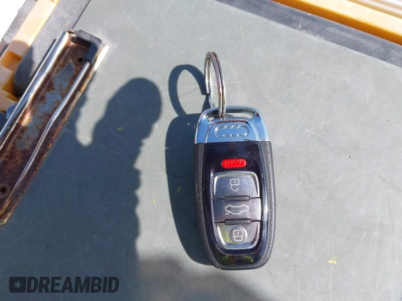 2009 Audi A5 z VIN WAUDK78T09A017324, wystawiony jako IAAI lot #41792872 z przebiegiem 212 612 mil mil oraz . Historia ofert i sprzedaży dostępna na DreamBid. Obrazek 11.