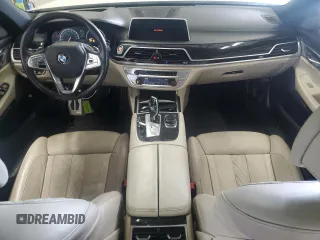 2018 BMW 7 Series ALPINA B7 xDrive z VIN WBA7F2C51JG424647, wystawiony jako Copart lot #58987985 z przebiegiem Nie podano mil oraz Czysty tytuł • Clean title. Historia ofert i sprzedaży dostępna na DreamBid. Obrazek 8.