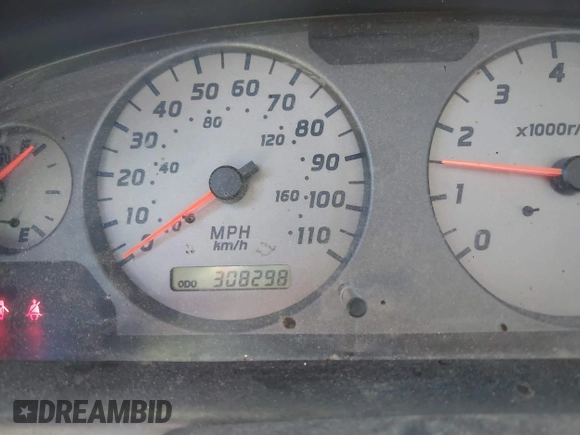 2001 Nissan Frontier SE Desert Runner with VIN 1N6ED26T31C335077, listed as a IAAI auction lot 41716733 with 308,298 mi miles and . Bid and sale history available at DreamBid. Image 7.